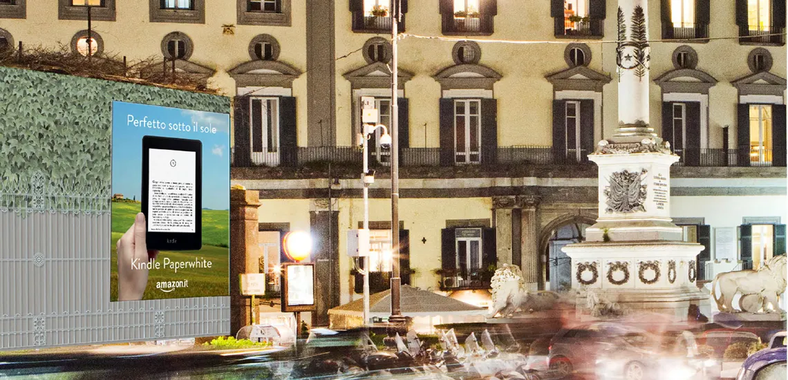 Napoli piazza dei martiri affisione 3