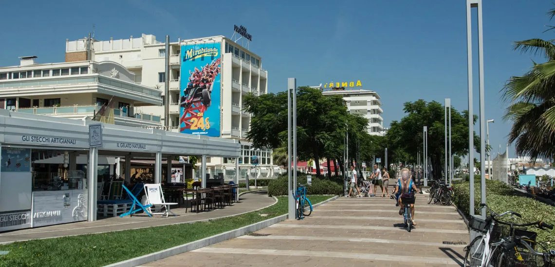 Riccione promenade lungomare 3